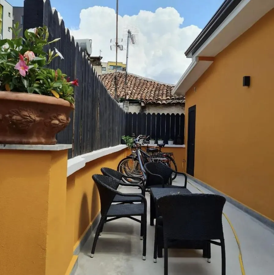 Otel Vila Jasmine Tiran Arnavutluk