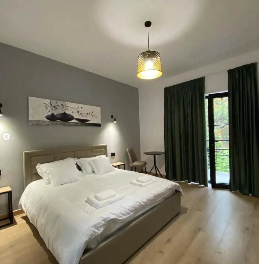 Vila Jasmine Tiran Otel
