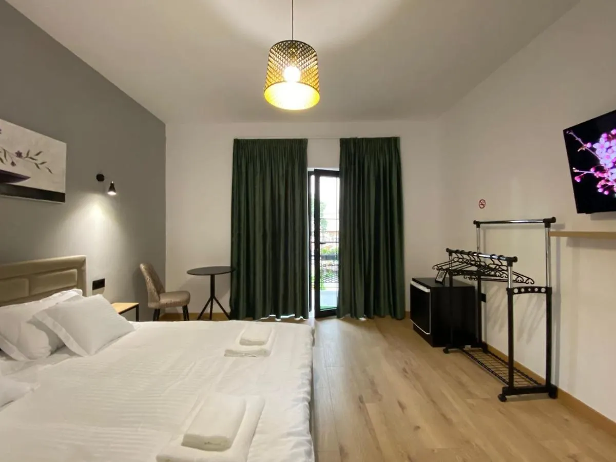 Otel Vila Jasmine Tiran