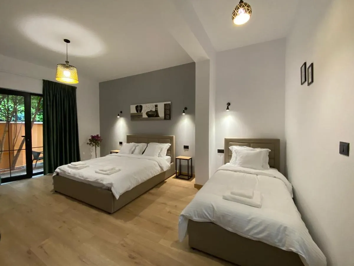 Vila Jasmine Tiran Arnavutluk